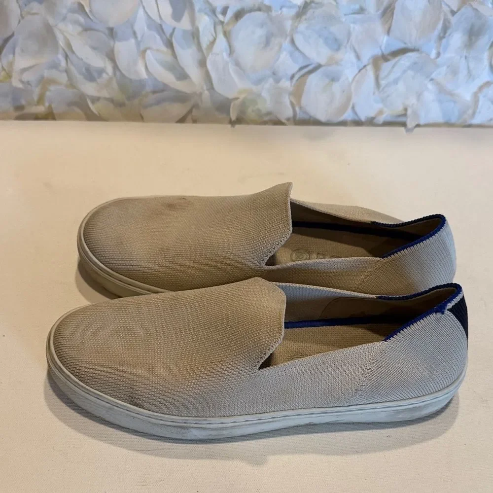 Rothys light beige